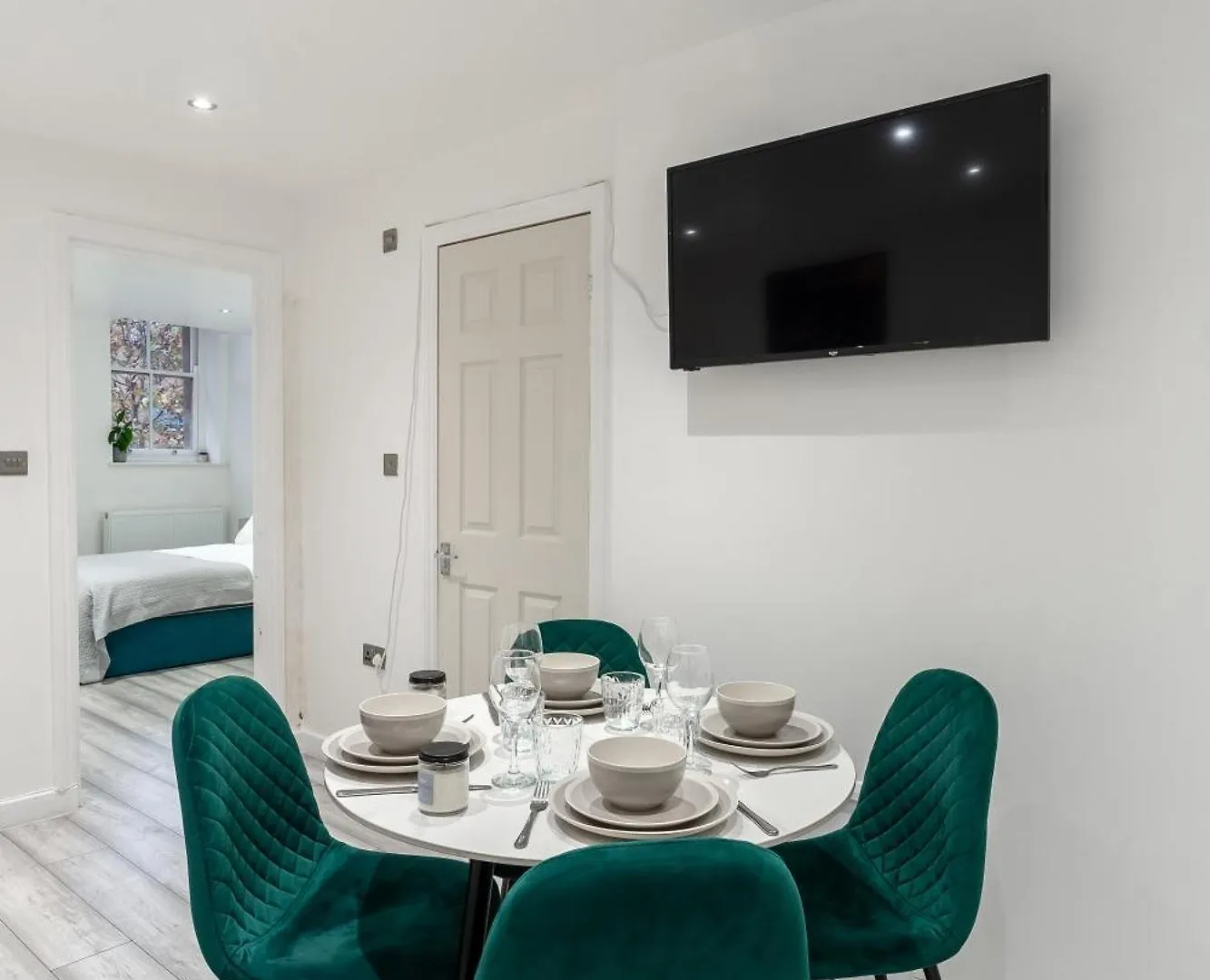 Luxury Flat Near Central London - Tower Bridge- Covent Garden 0*,